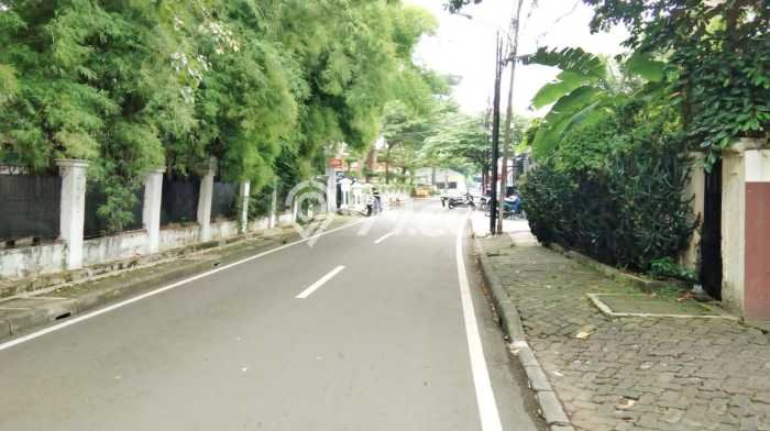 Dijual Hunian Mewah dengan Fasilitas Sekitar Lengkap di Menteng, Jakarta Pusat Dijual Hunian Mewah dengan Fasilitas Sekitar Lengkap di Menteng, Jakarta Pusat