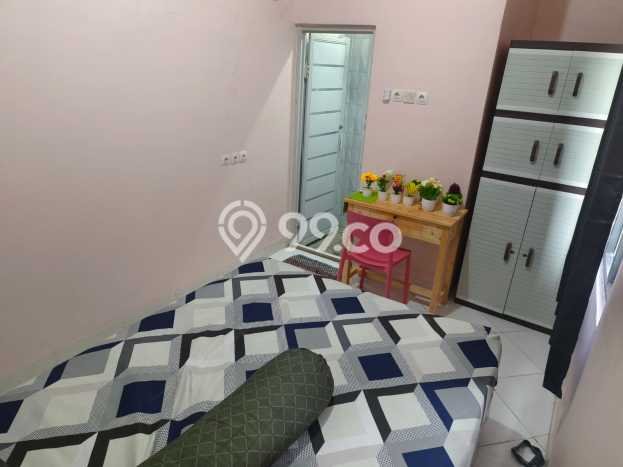Kost Dijual di tanjung duren utara dengan 13 KT dan Luas 225m2 Kost Dijual di tanjung duren utara dengan 13 KT dan Luas 225m2