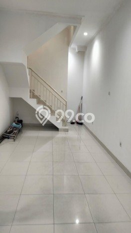 LOKASI STRATEGIS! Ruko di Kembangan, Luas 100m², Kawasan Ramai, Ready Operasional LOKASI STRATEGIS! Ruko di Kembangan, Luas 100m², Kawasan Ramai, Ready Operasional