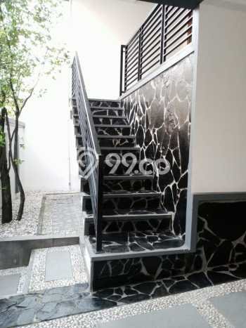 Dijual Rumah Elit Exclusive di Palmerah, Jakarta Barat Dijual Rumah Elit Exclusive di Palmerah, Jakarta Barat