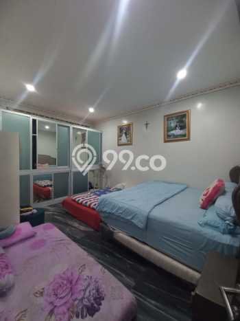 FOR SALE! Ruko di Cakung Jakarta Timur, LT 102m2, LB 306m2 FOR SALE! Ruko di Cakung Jakarta Timur, LT 102m2, LB 306m2