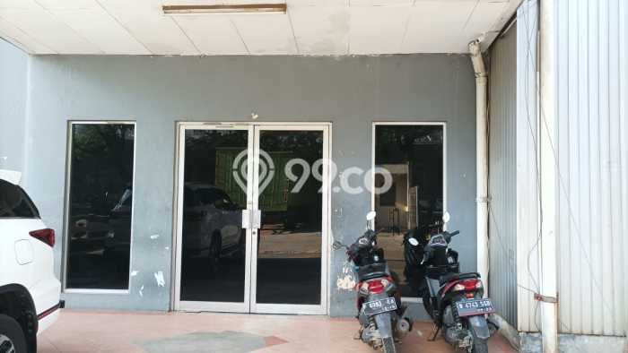 Unit Gudang Disewa Lokasi Cakung, Jakarta Timur Spesifikasi Luas Bangunan 672m2 Unit Gudang Disewa Lokasi Cakung, Jakarta Timur Spesifikasi Luas Bangunan 672m2