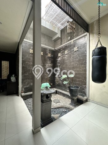BEST INVESTMENT! Rumah area Rungkut, Luas 238m² LB 265m² BEST INVESTMENT! Rumah area Rungkut, Luas 238m² LB 265m²