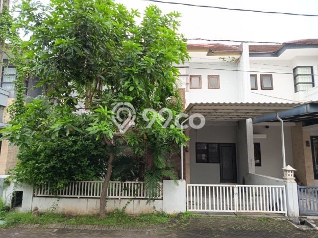 For Sale Rumah 5 Kamar Lokasi Ideal Nyaman dan Strategis di Mulyorejo For Sale Rumah 5 Kamar Lokasi Ideal Nyaman dan Strategis di Mulyorejo