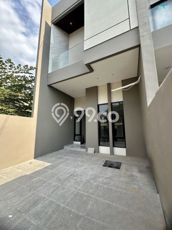 Rumah Strategis Minimalis Lb 145m2 di Rungkut, Surabaya Rumah Strategis Minimalis Lb 145m2 di Rungkut, Surabaya