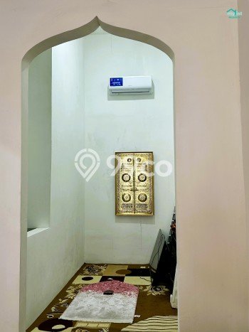 Rumah Elit LB 300m2 Siap Pakai Desain Elegan di Kutisari, Surabaya Rumah Elit LB 300m2 Siap Pakai Desain Elegan di Kutisari, Surabaya