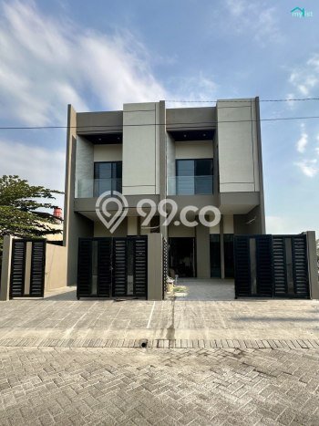 Rumah Strategis Minimalis Lb 145m2 di Rungkut, Surabaya Rumah Strategis Minimalis Lb 145m2 di Rungkut, Surabaya