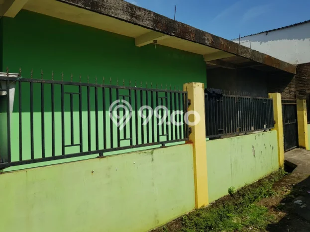Kos-kosan Dijual di Manggala, Makassar, 1 KT, 18 KM, Bangunan 360m2 Kos-kosan Dijual di Manggala, Makassar, 1 KT, 18 KM, Bangunan 360m2