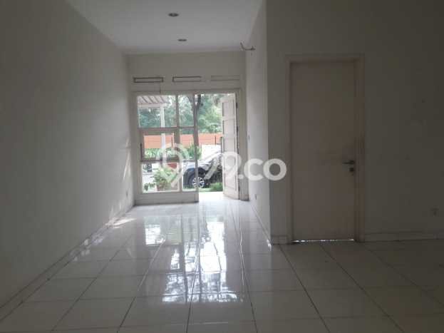 Jual Rumah Mewah Megah Dengan View Eksklusif di Gading Serpong, Tangerang Jual Rumah Mewah Megah Dengan View Eksklusif di Gading Serpong, Tangerang