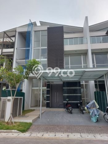 Jual Rumah Luas Megah Dengan View Cantik di Pantai Indah Kapuk, Jakarta Utara Jual Rumah Luas Megah Dengan View Cantik di Pantai Indah Kapuk, Jakarta Utara