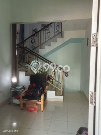 Rumah Mewah LB 260m2 Siap Huni Desain Elegan di Pantai Indah Kapuk, Jakarta Utara Rumah Mewah LB 260m2 Siap Huni Desain Elegan di Pantai Indah Kapuk, Jakarta Utara