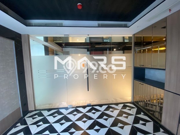 Disewakan Kantor di Kawasan Ramai Central Park Luas 175m2 Disewakan Kantor di Kawasan Ramai Central Park Luas 175m2