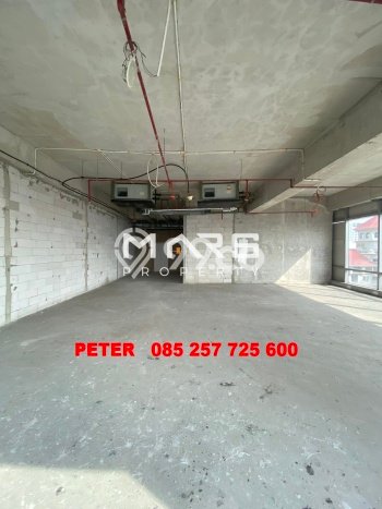 Kantor Dijual di Jakarta Barat LT 288m2 & LB 288m2 Lokasi Terbaik! Kantor Dijual di Jakarta Barat LT 288m2 & LB 288m2 Lokasi Terbaik!
