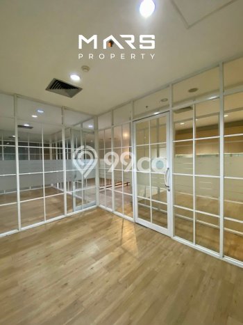 Disewakan Kantor komersial di Central Park luas bangunan 139m2 Disewakan Kantor komersial di Central Park luas bangunan 139m2