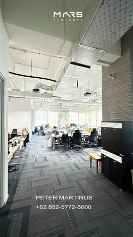 Disewakan Kantor di Kawasan Ramai Central Park Luas 211m2 Disewakan Kantor di Kawasan Ramai Central Park Luas 211m2