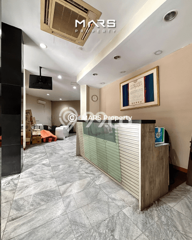 Kantor Dijual di Prime Area Jakarta Selatan Luas 1640m2 Kantor Dijual di Prime Area Jakarta Selatan Luas 1640m2
