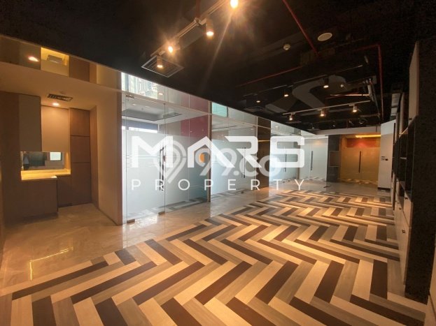Disewakan Kantor di Kawasan Ramai Central Park Luas 175m2 Disewakan Kantor di Kawasan Ramai Central Park Luas 175m2