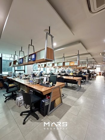 Kantor Bagus Dijual LB 2156m2 Lokasi Strategis Jakarta Selatan Area Cocok untuk Berbisnis Kantor Bagus Dijual LB 2156m2 Lokasi Strategis Jakarta Selatan Area Cocok untuk Berbisnis