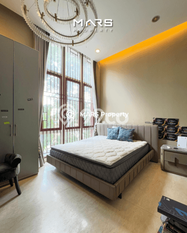 HUNIAN PILIHAN! Rumah area , LT 423m2m² Bangunan 340m2m² HUNIAN PILIHAN! Rumah area , LT 423m2m² Bangunan 340m2m²