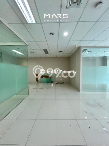 Kantor untuk Disewa di Pusat Jakarta Barat Luas Bangunan 137m2 Kantor untuk Disewa di Pusat Jakarta Barat Luas Bangunan 137m2