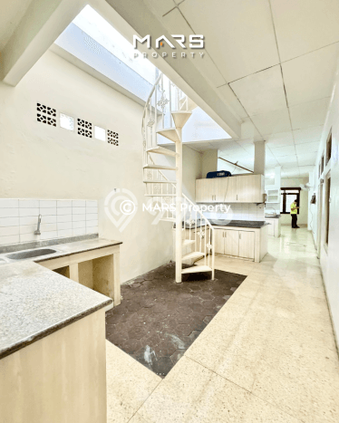 Dijual Rumah Premium dengan Fasilitas Sekitar Komplit di Kebayoran Baru, Jakarta Selatan Dijual Rumah Premium dengan Fasilitas Sekitar Komplit di Kebayoran Baru, Jakarta Selatan