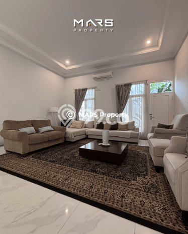 Dijual Rumah Mewah Megah Dengan View Cantik di Pejaten, Jakarta Selatan Dijual Rumah Mewah Megah Dengan View Cantik di Pejaten, Jakarta Selatan