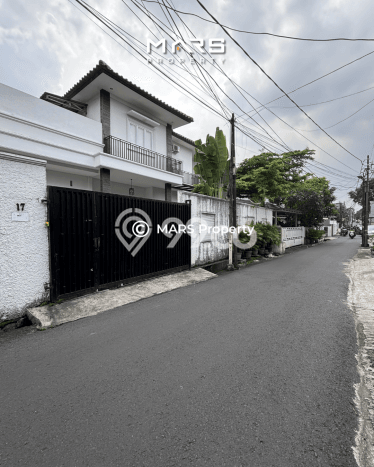 Dijual Rumah Mewah Megah Dengan View Cantik di Pejaten, Jakarta Selatan Dijual Rumah Mewah Megah Dengan View Cantik di Pejaten, Jakarta Selatan
