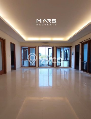 Rumah Mewah LB 850m2 Siap Huni Desain Elegan di Cipete, Jakarta Selatan Rumah Mewah LB 850m2 Siap Huni Desain Elegan di Cipete, Jakarta Selatan