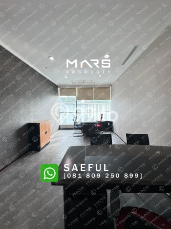 Unit Komersial Disewakan di Jakarta Barat Area Strategis Harga Kompetitif Unit Komersial Disewakan di Jakarta Barat Area Strategis Harga Kompetitif