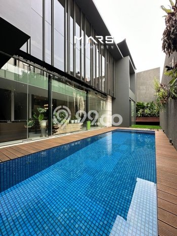 Hunian Eksklusif Siap Huni LT 372m2 di Kebayoran Baru, Jakarta Selatan Hunian Eksklusif Siap Huni LT 372m2 di Kebayoran Baru, Jakarta Selatan