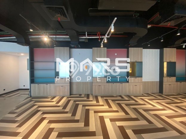 Disewakan Kantor di Central Park, Luas 175m2m², Sentra Bisnis Disewakan Kantor di Central Park, Luas 175m2m², Sentra Bisnis