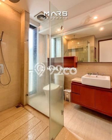 Dijual Segera Rumah LB 390m2m² di Lokasi Strategis, Jakarta Selatan Dijual Segera Rumah LB 390m2m² di Lokasi Strategis, Jakarta Selatan