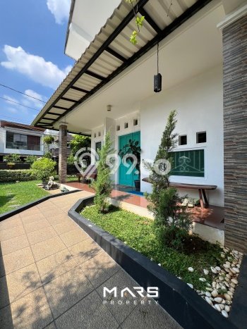 Hunian Elit LB 350m2 Siap Pakai Desain Elegan di Lebak Bulus, Jakarta Selatan Hunian Elit LB 350m2 Siap Pakai Desain Elegan di Lebak Bulus, Jakarta Selatan