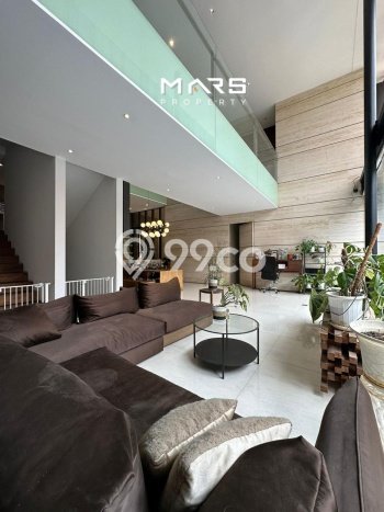 Hunian Eksklusif Siap Huni LT 372m2 di Kebayoran Baru, Jakarta Selatan Hunian Eksklusif Siap Huni LT 372m2 di Kebayoran Baru, Jakarta Selatan