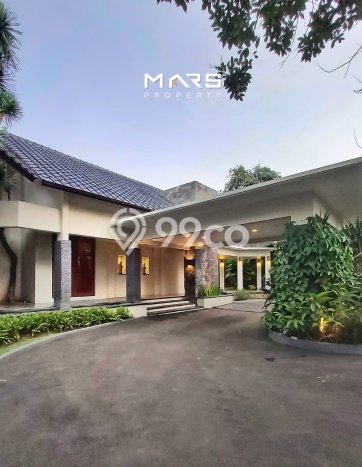 Rumah Mewah LB 850m2 Siap Huni Desain Elegan di Cipete, Jakarta Selatan Rumah Mewah LB 850m2 Siap Huni Desain Elegan di Cipete, Jakarta Selatan