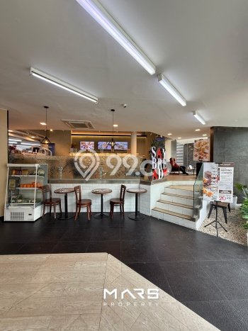 Untuk Dijual! Komersial di Tomang Jakarta Barat LT 936m2 / LB 700m2 Kawasan Strategis Untuk Dijual! Komersial di Tomang Jakarta Barat LT 936m2 / LB 700m2 Kawasan Strategis
