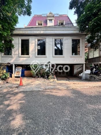 Dijual Komersial di Kebayoran Baru Jakarta Selatan LT 475m2 / LB 1608m2 Dijual Komersial di Kebayoran Baru Jakarta Selatan LT 475m2 / LB 1608m2
