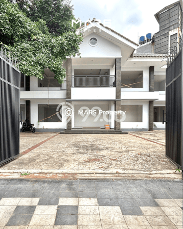 Dijual Rumah Premium dengan Fasilitas Sekitar Lengkap di Menteng, Jakarta Pusat Dijual Rumah Premium dengan Fasilitas Sekitar Lengkap di Menteng, Jakarta Pusat