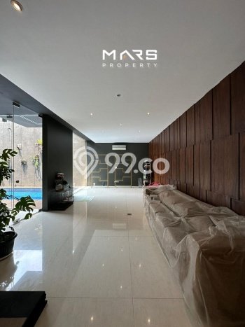 Hunian Eksklusif Siap Huni LT 372m2 di Kebayoran Baru, Jakarta Selatan Hunian Eksklusif Siap Huni LT 372m2 di Kebayoran Baru, Jakarta Selatan