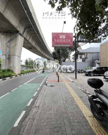 INVESTASI CERDAS! Komersial di Kebayoran Baru, Luas 583m2m², Akses Strategis INVESTASI CERDAS! Komersial di Kebayoran Baru, Luas 583m2m², Akses Strategis