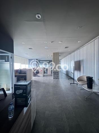 Kantor For Rent di , Luas 321m2m², Pusat Bisnis, Siap Operasi Kantor For Rent di , Luas 321m2m², Pusat Bisnis, Siap Operasi