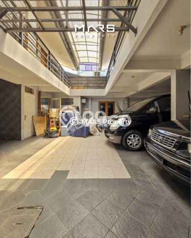 Jual Cepat Rumah 5 KT 4 KM di Lokasi Strategis, Jakarta Selatan Jual Cepat Rumah 5 KT 4 KM di Lokasi Strategis, Jakarta Selatan