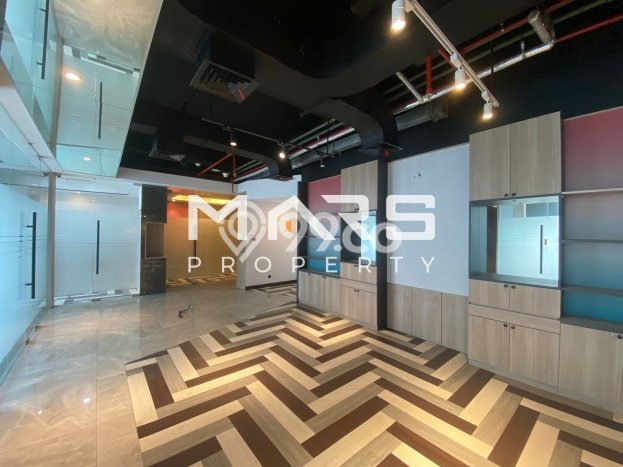 AREA PROSPEKTIF! Kantor Kawasan , Luas 175m2m², Lokasi Strategis AREA PROSPEKTIF! Kantor Kawasan , Luas 175m2m², Lokasi Strategis