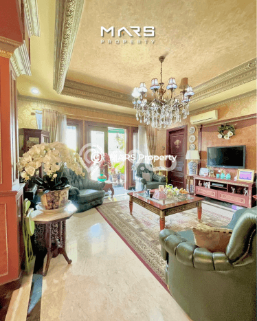 Rumah Terawat area , Jakarta Selatan, Luas Tanah 530m2m², LB 450m2m² Rumah Terawat area , Jakarta Selatan, Luas Tanah 530m2m², LB 450m2m²