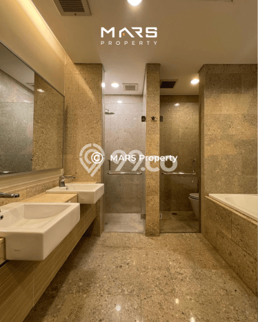 HOT DEAL! Apartemen Kawasan , 3 KM, Luas 131m2m² HOT DEAL! Apartemen Kawasan , 3 KM, Luas 131m2m²