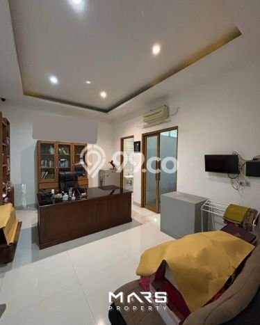 Unit Kantor Dijual di Jakarta Selatan LT 203m2 & LB 140m2 Unit Kantor Dijual di Jakarta Selatan LT 203m2 & LB 140m2