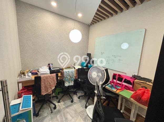 Kantor untuk Disewa di Pusat Jakarta Barat Luas Bangunan 128m2 Kantor untuk Disewa di Pusat Jakarta Barat Luas Bangunan 128m2
