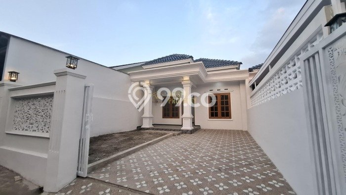 SPECIAL OFFER! Rumah Nyaman di Kalasan, LT 135m2m² LB 85m2m² SPECIAL OFFER! Rumah Nyaman di Kalasan, LT 135m2m² LB 85m2m²