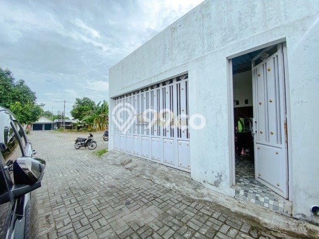 Hunian Cantik Modern Lb 113m2 di Banguntapan, Bantul Hunian Cantik Modern Lb 113m2 di Banguntapan, Bantul