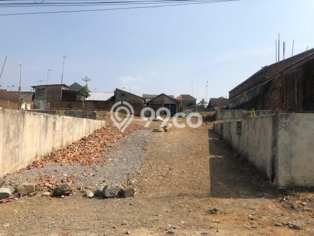 Lahan Dijual Lokasi Magelang Selatan, Magelang dengan Luas Tanah 1294m2 dan Status SHM Lahan Dijual Lokasi Magelang Selatan, Magelang dengan Luas Tanah 1294m2 dan Status SHM